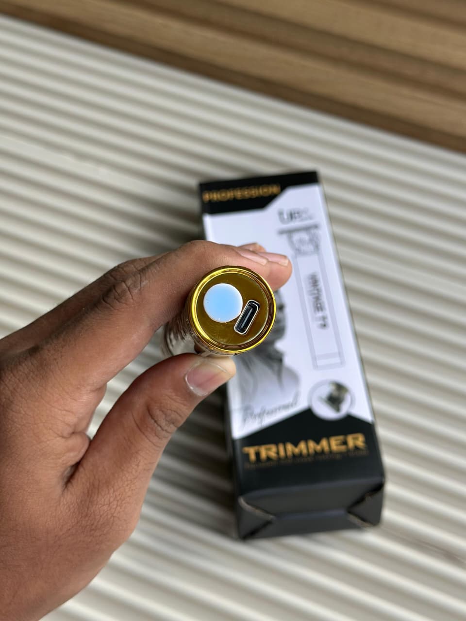 VINTAGE 19 TRIMMER